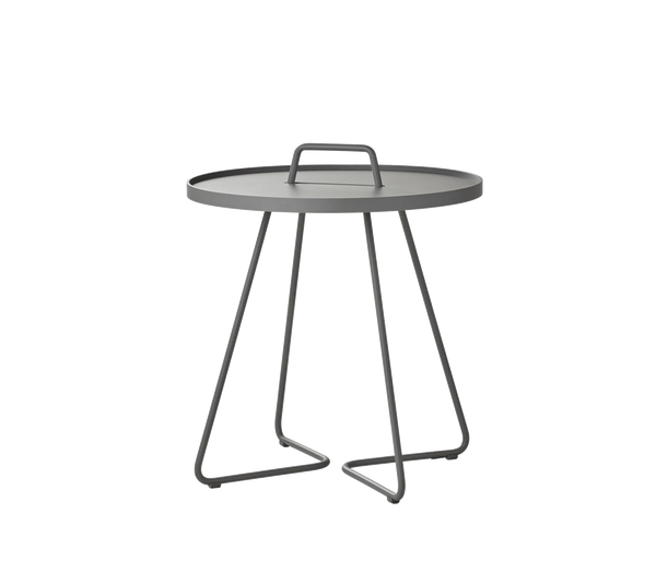 beau monde Cane-line On-The-Move Side Table Large