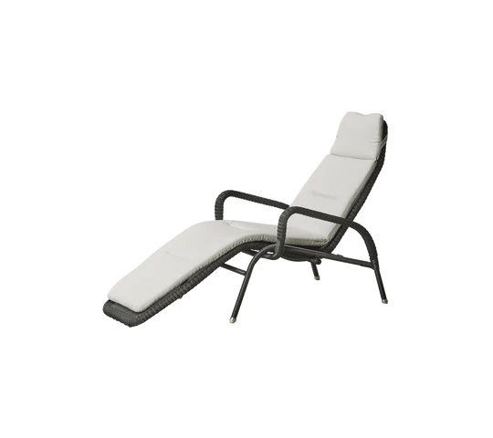 Beau Monde Cane-line Sunrise Sunchair Stackable