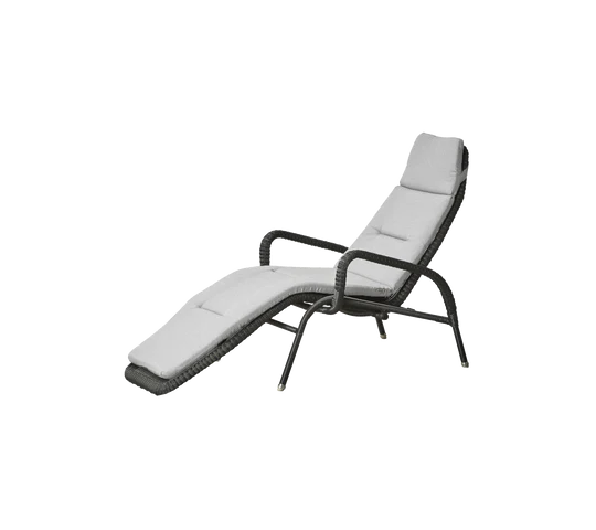 Beau Monde Cane-line Sunrise Sunchair Stackable