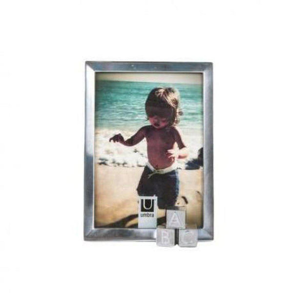 beau monde Umbra Memoire 5x7-inch Baby Photo Frame