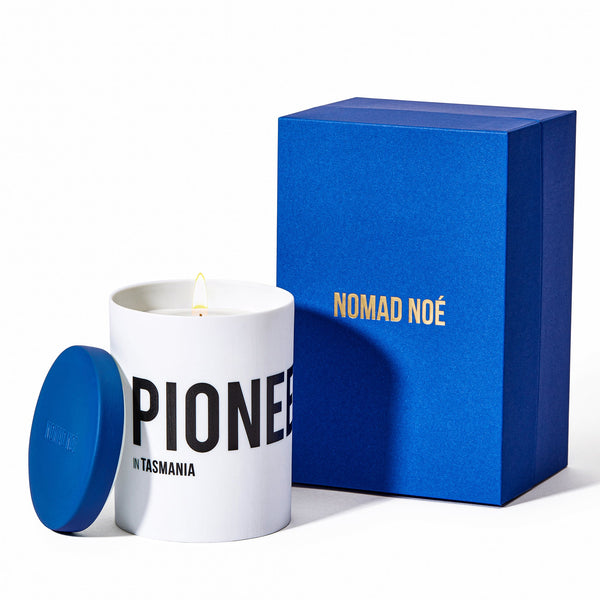 beau monde Nomad Noé Pioneer in Tasmania Candle - Sea Salt and Coconut 220g