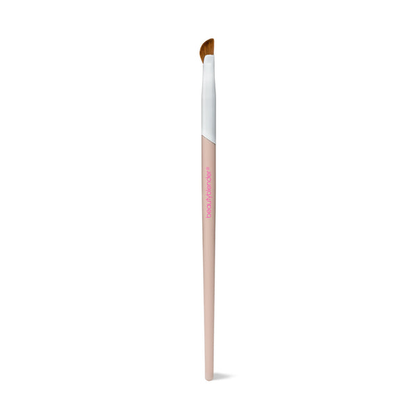 beautyblender Wing Man Curved Eyeliner Brush