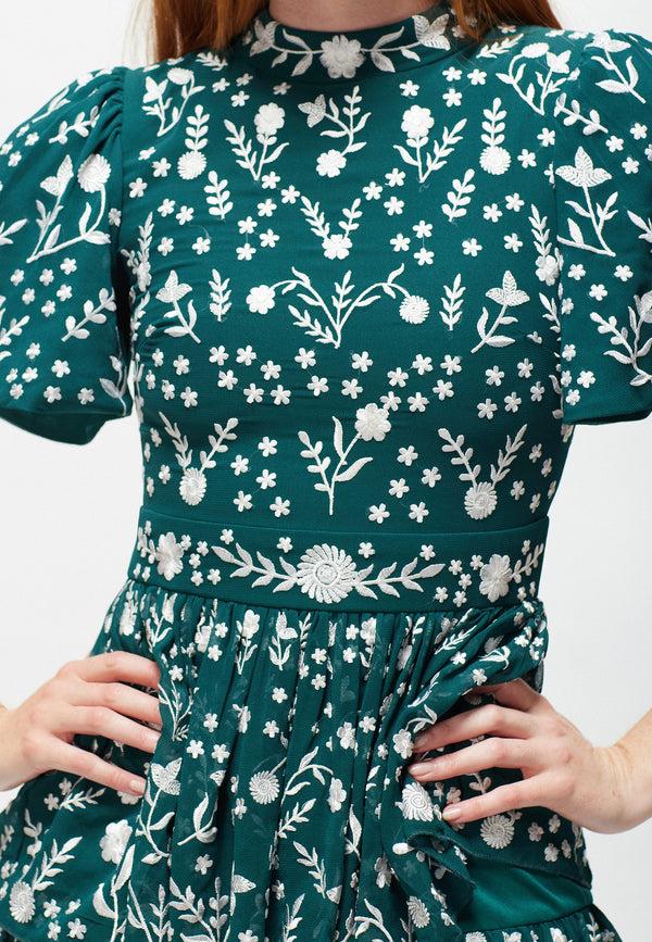 Beauut SCARLETT MIDI EMBROIDERY DRESS| Z240407