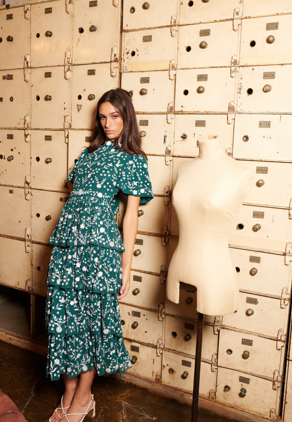 beauut SCARLETT MIDI EMBROIDERY DRESS| Z240407