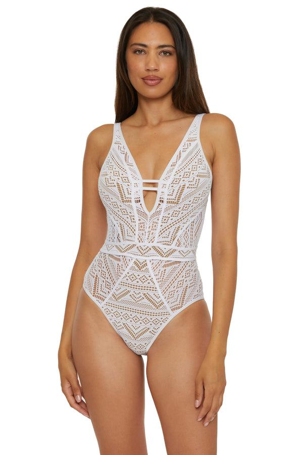 Becca By Rebecca Virtue COLOR PLAY 1PC PLUNGE PUNCH