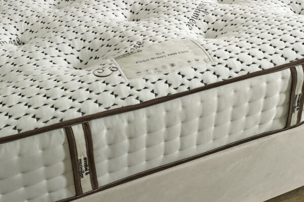 Bedworld A&M Pocket Memory 4000 Ultra Divan Bed