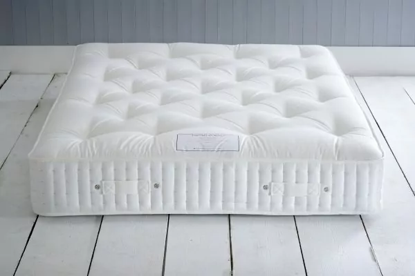 bedworld Chelsea Co Victoria 6000 Pocket Natural Mattress
