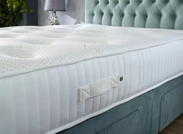 Bedworld Utopia Breeze Spring 2000 Memory Foam Divan Bed