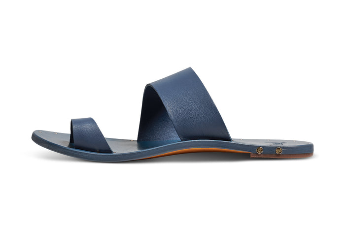 Beek Finch Leather Toe Ring Sandal Navy