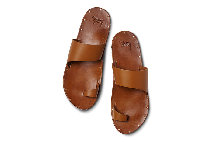 Beek Finch Leather Toe Ring Sandal Tan