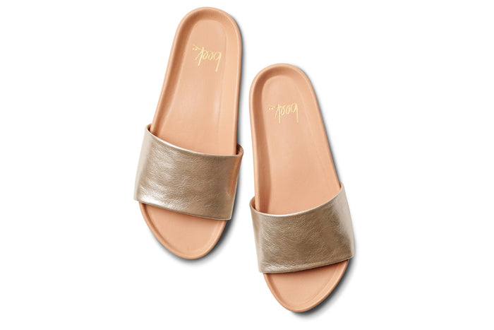 Beek Gallito Leather Slide Sandal Platinum/Beach