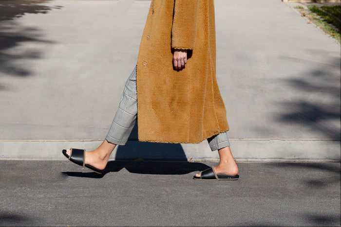 Beek Gallito Shearling Slide Sandal Black