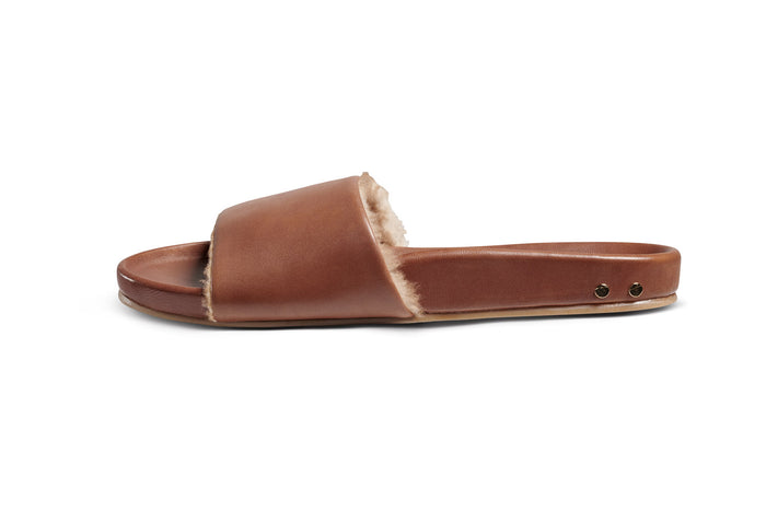 Beek Gallito Shearling Slide Sandal Cognac