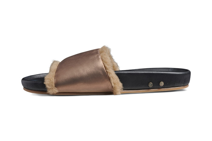Beek Gallito Shearling Slide Sandal Mocha/Black