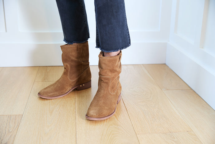 Beek Grouse Slouchy Suede Boot Chestnut