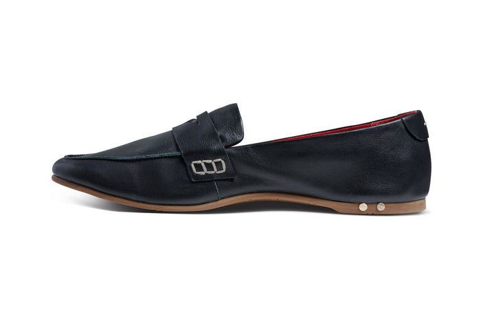 Beek Moorhen Leather Loafer Black