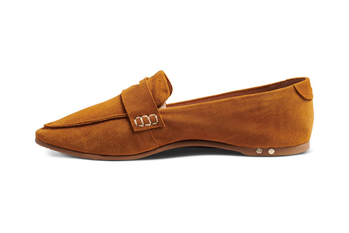 Beek Moorhen Suede Loafer Caramel