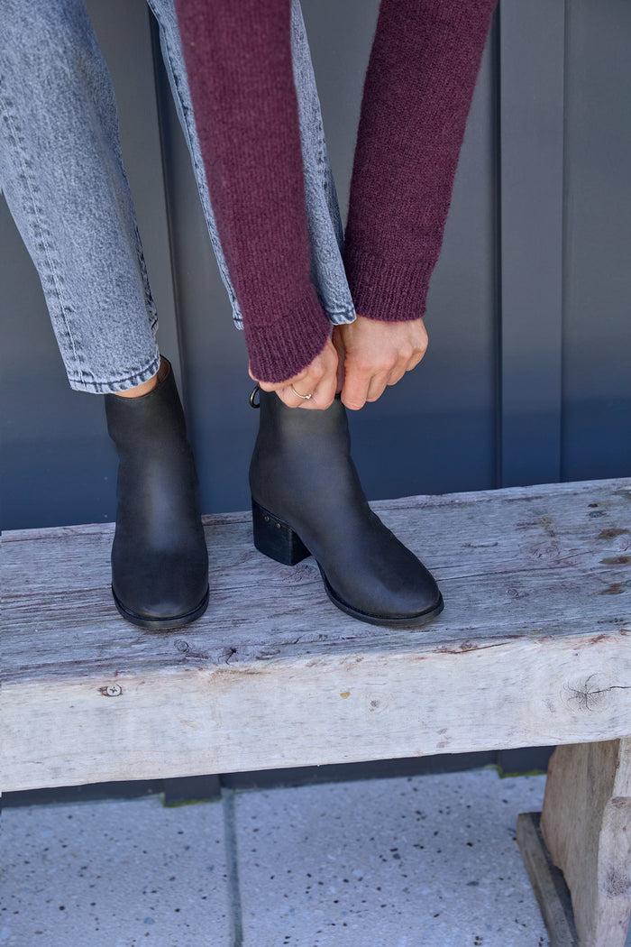 Beek Pheasant Leather Boot Black