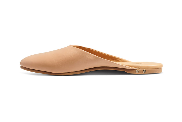 Beek Phoebe Ballet Mule Beach