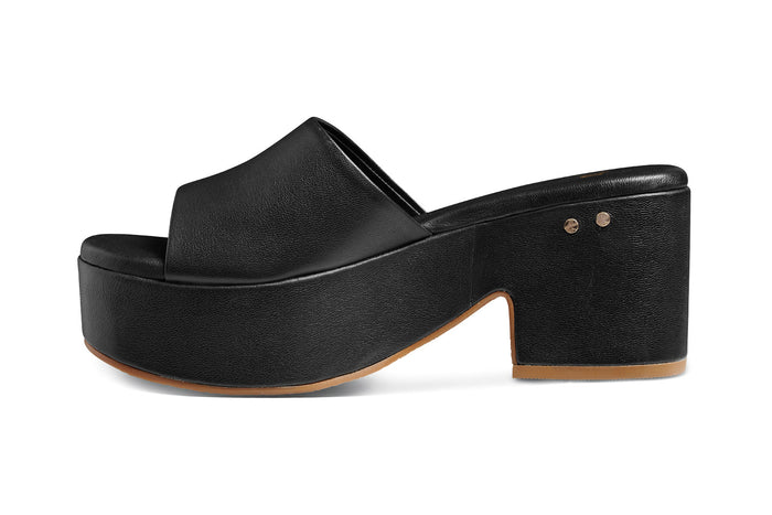 Beek Prinia Platform Heeled Sandal Black