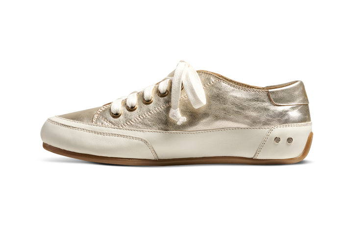 beek Sandpiper Leather Sneaker Platinum