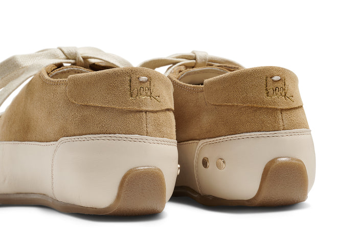 Beek Sandpiper Suede Sneaker Stone