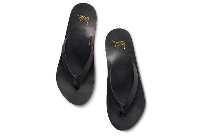 Beek Seabird Leather Thong Sandal Black/Black
