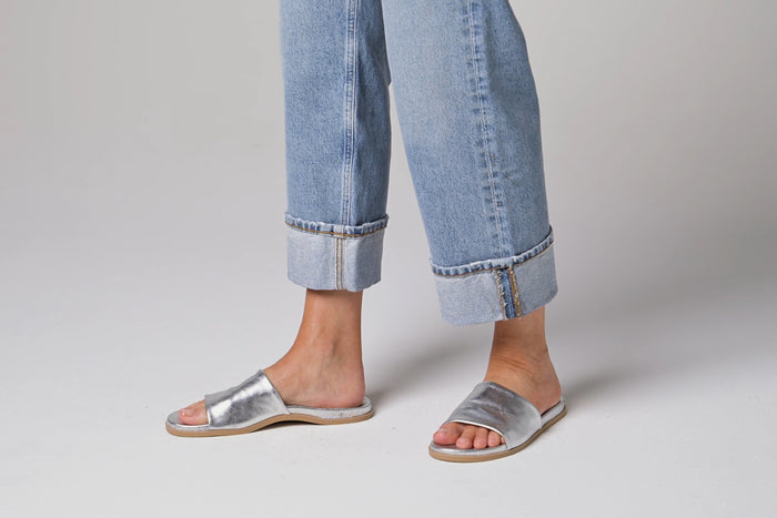 Beek Starling Leather Slide Sandal Bronze