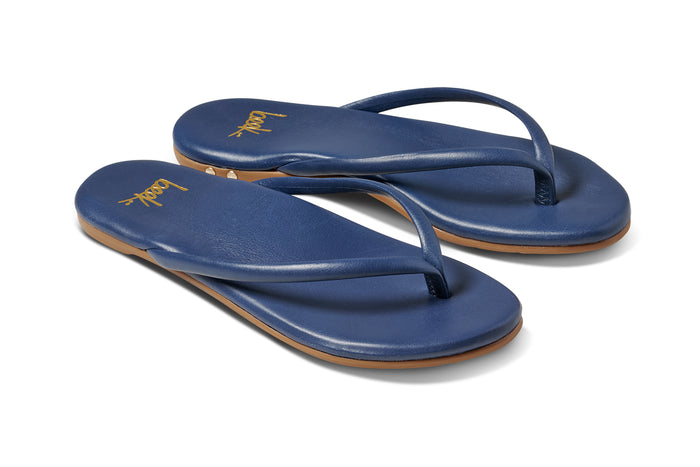 beek Sunbeam Leather Flip Flop Sandal Navy
