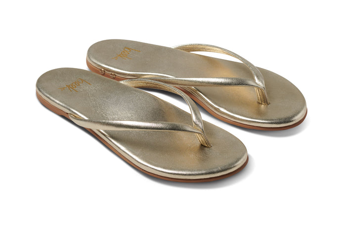 beek Sunbeam Leather Flip Flop Sandal Platinum
