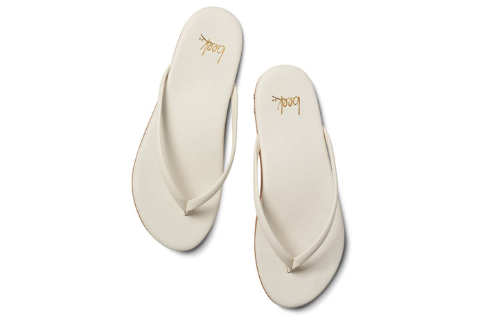 Beek Sunbeam Leather Flip Flop Sandal Vanilla