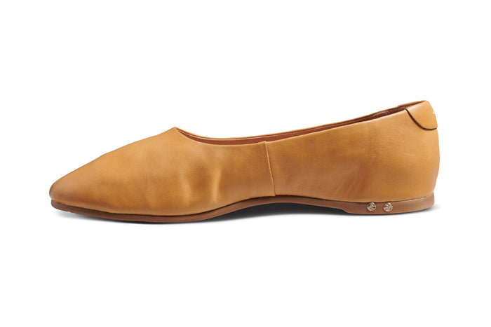 Beek Swiftlet Ballet Slipper Honey