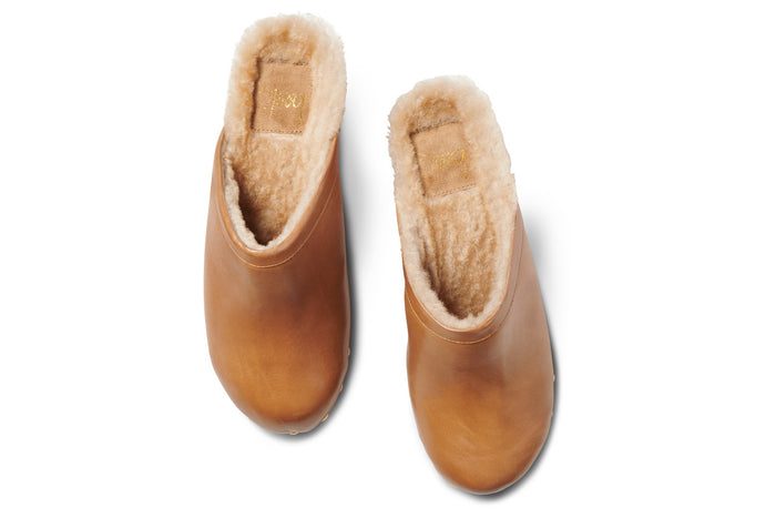 Beek Woodpecker Shearling Clog Saddle