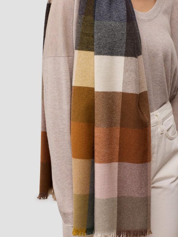 Begg & Co Women's Alloa Courchevel Natural Pink Cashmere Stole - Begg X Co