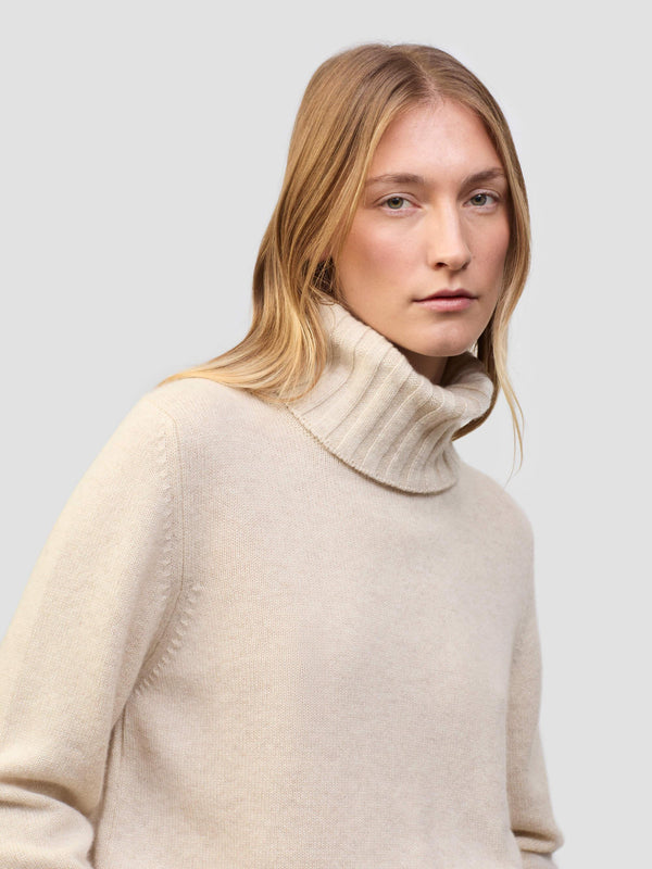 Begg & Co Womens Hepburn Light Natural Cashmere Roll Neck Sweater - Begg X Co