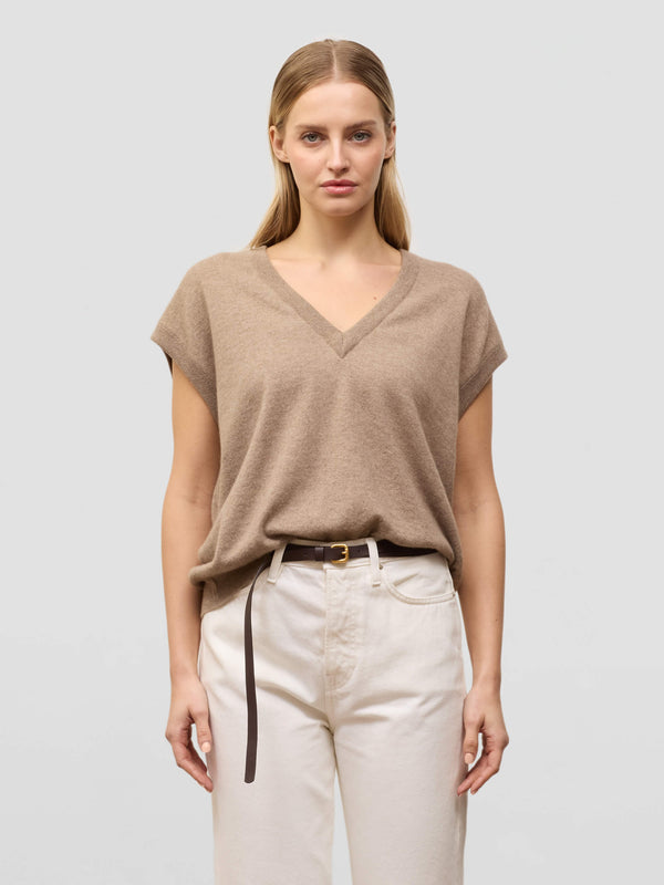 begg & co Womens Iris Brown Undyed Cashmere Vest - Begg x Co begg & co Womens Iris Brown Undyed Cashmere Vest - Begg x Co