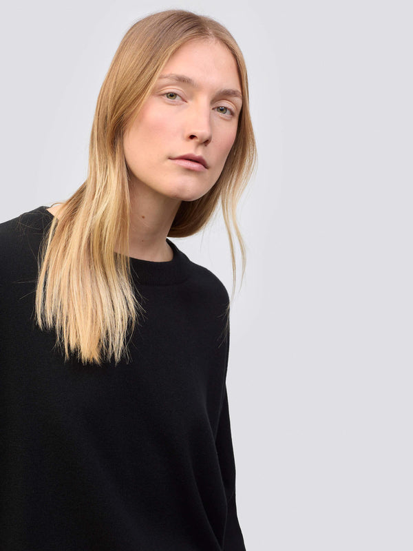 Begg & Co Womens Jade Black Cashmere Sweater - Begg X Co