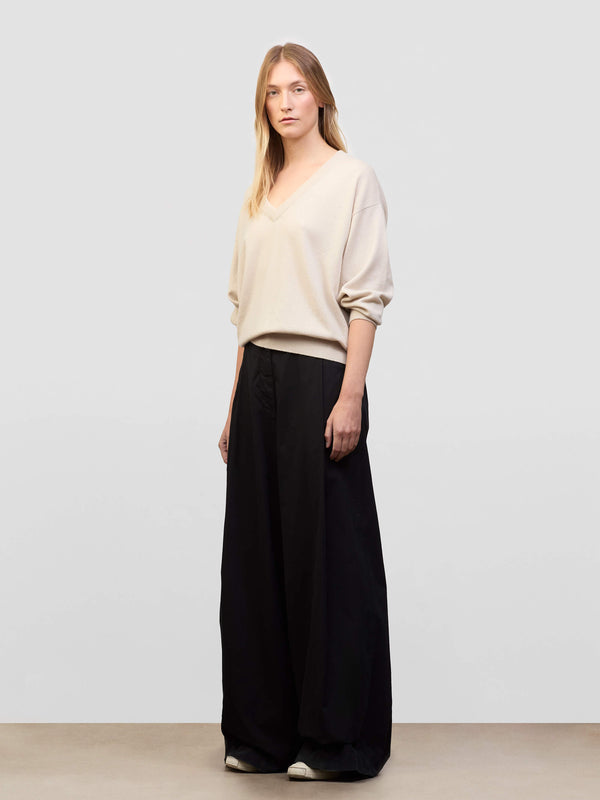 Begg & Co Womens Jade Earl Grey Cashmere V Neck Sweater - Begg X Co