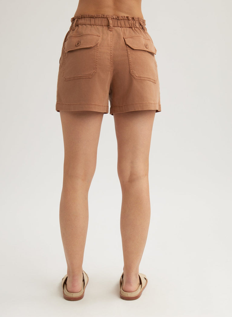 Bella Dahl Callie Ruffle Short - Terracotta Brown