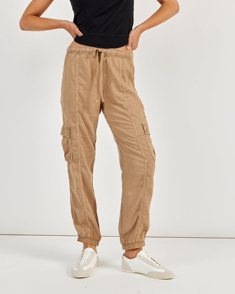 Bella Dahl Cargo Track Pants - Safari Sand