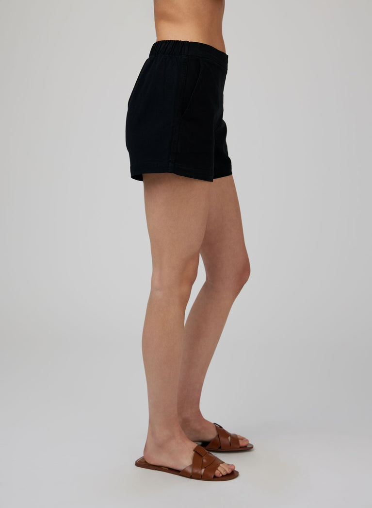 Bella Dahl Catalina Clean Front Short - Black