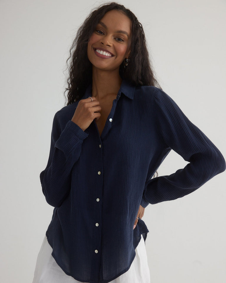 bella dahl Clean Front Button Down - Italian Navy