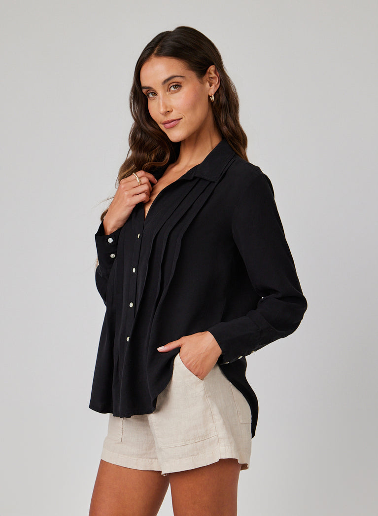 Bella Dahl Pintuck Button Down - Black