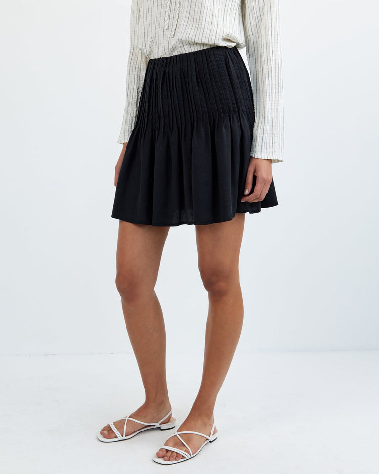 Bella Dahl Pintuck Mini Skirt - Black