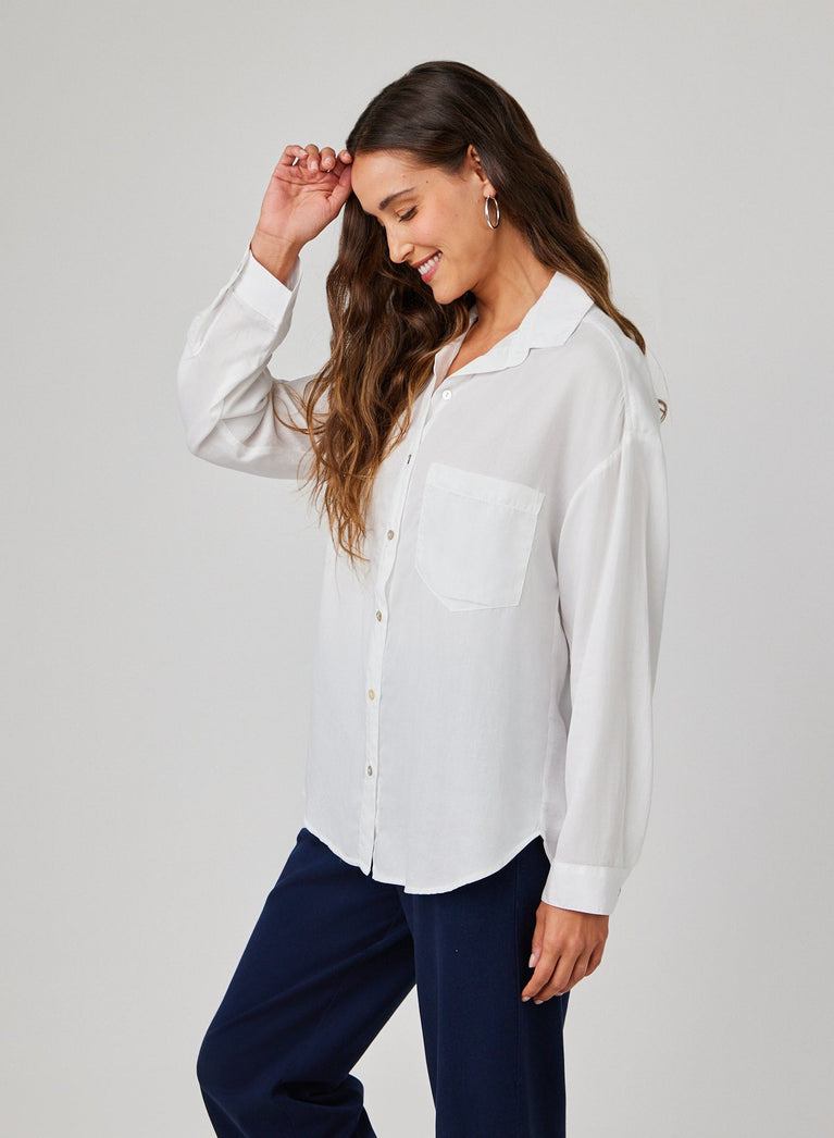 Bella Dahl Pocket Boyfriend Shirt - White