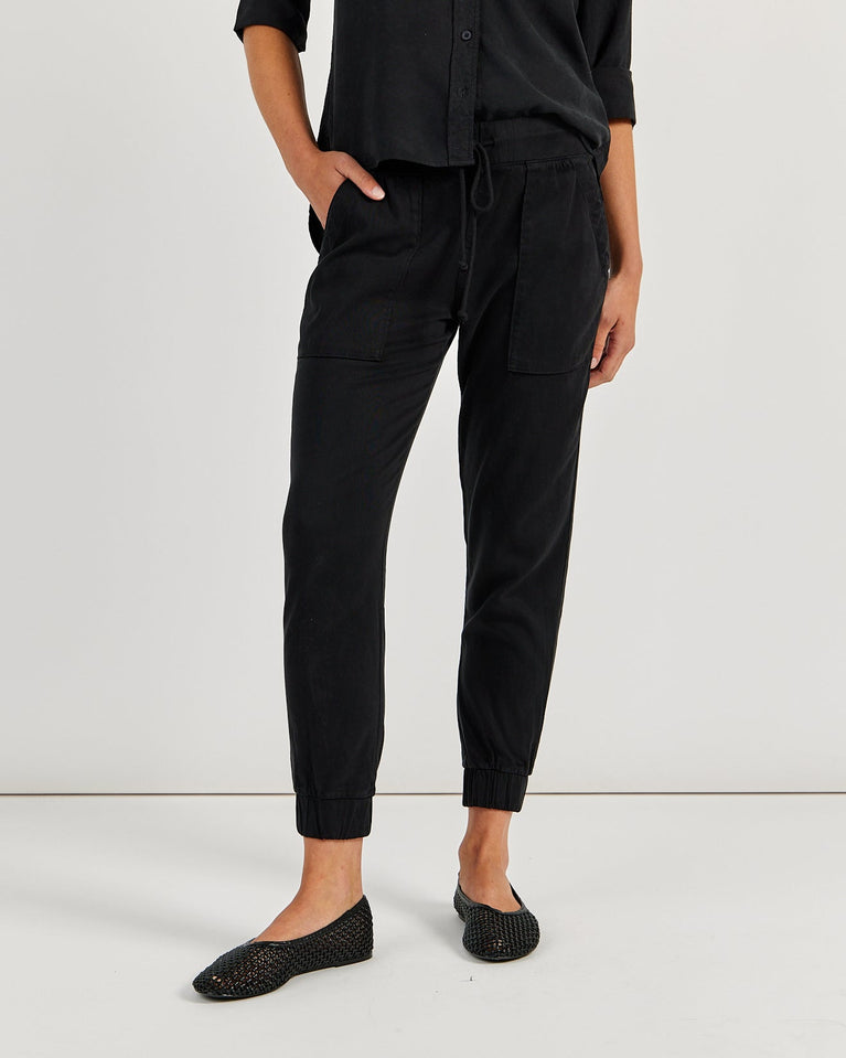 bella dahl Pocket Jogger - Vintage Black