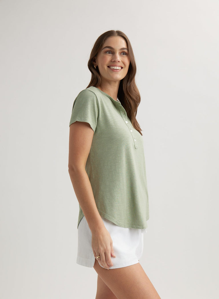 Bella Dahl Short Sleeve Henley - Olive Grove