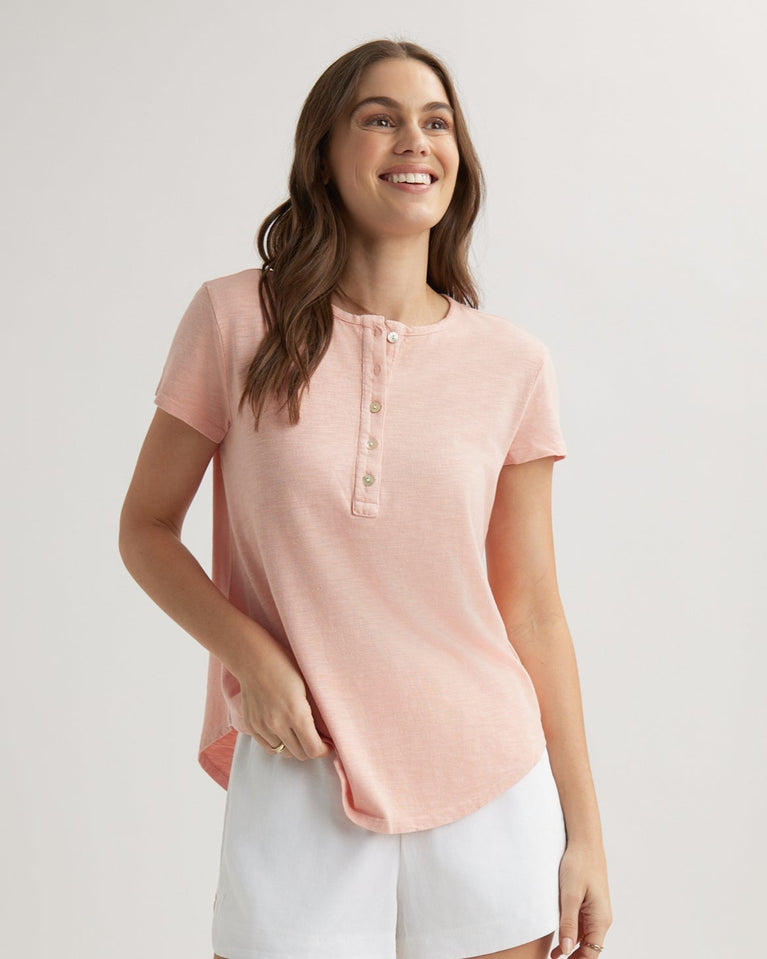 bella dahl Short Sleeve Henley - Peach Fizz