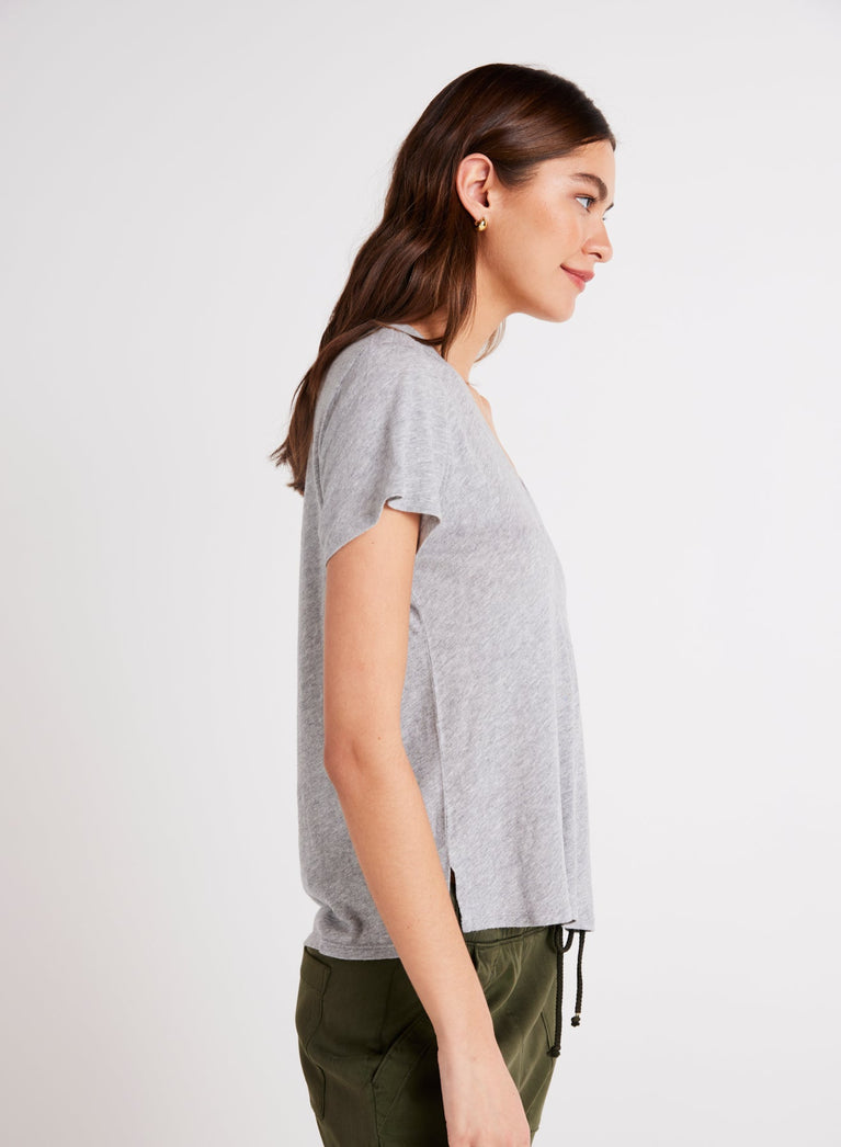 Bella Dahl Side Slit V-Neck Tee - Heather Ash