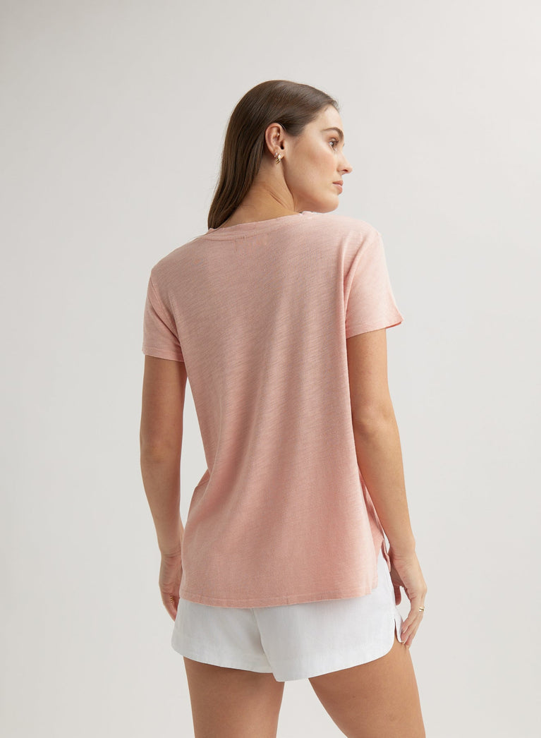 Bella Dahl Side Slit V-Neck Tee - Peach Fizz